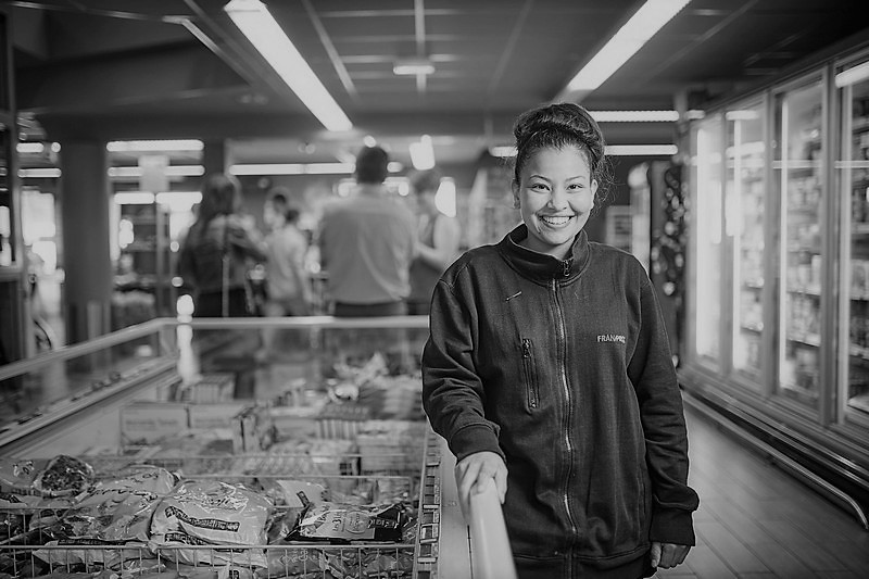 ancienne stagiaire à le2c valence et employée dans un magazin alimentaire